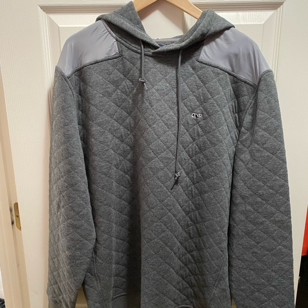 Vineyard Vines soft sweatshirt.